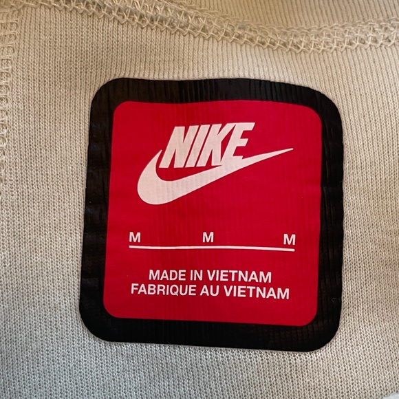 Nike Tech Kids' Shorts in Green and Cream - Picture 5 of 6